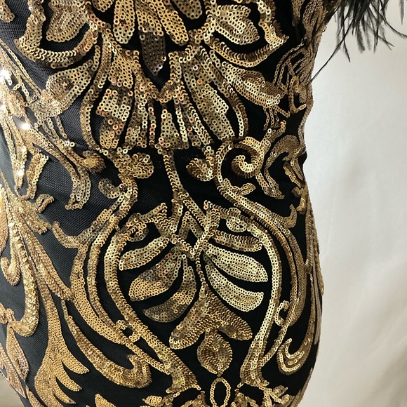 Fashion Nova Black and Gold Prom Dress - Picture 10 of 14